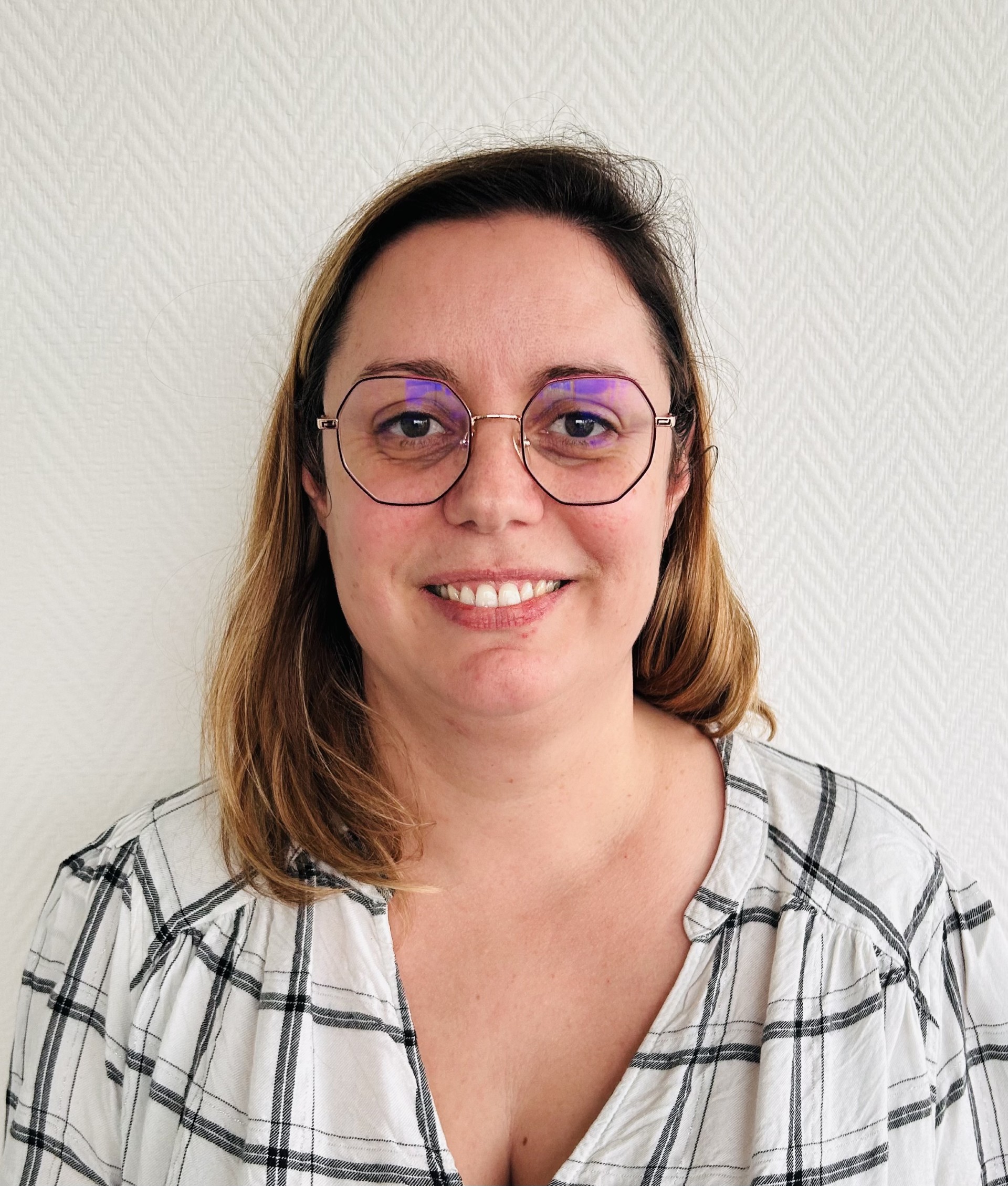 Mme Elodie ZAMBONI