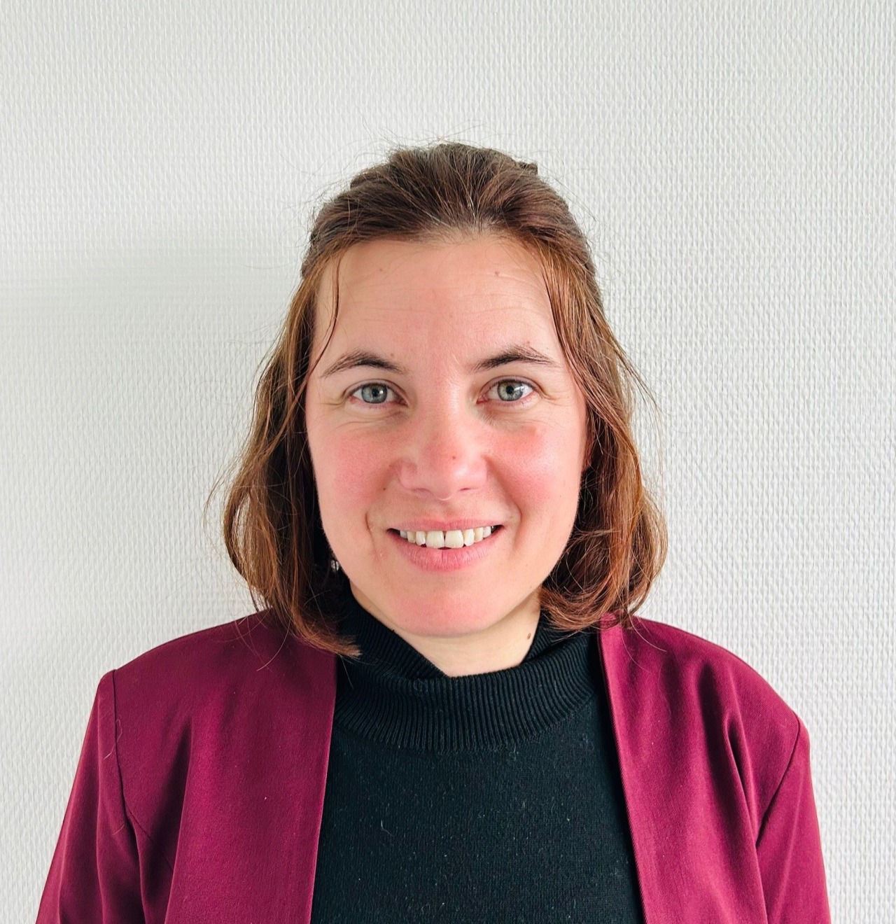 Mme Floriane CAZENAVE